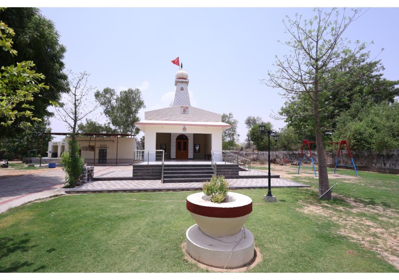 فندق Goyal Bhawan Khātu المظهر الخارجي الصورة